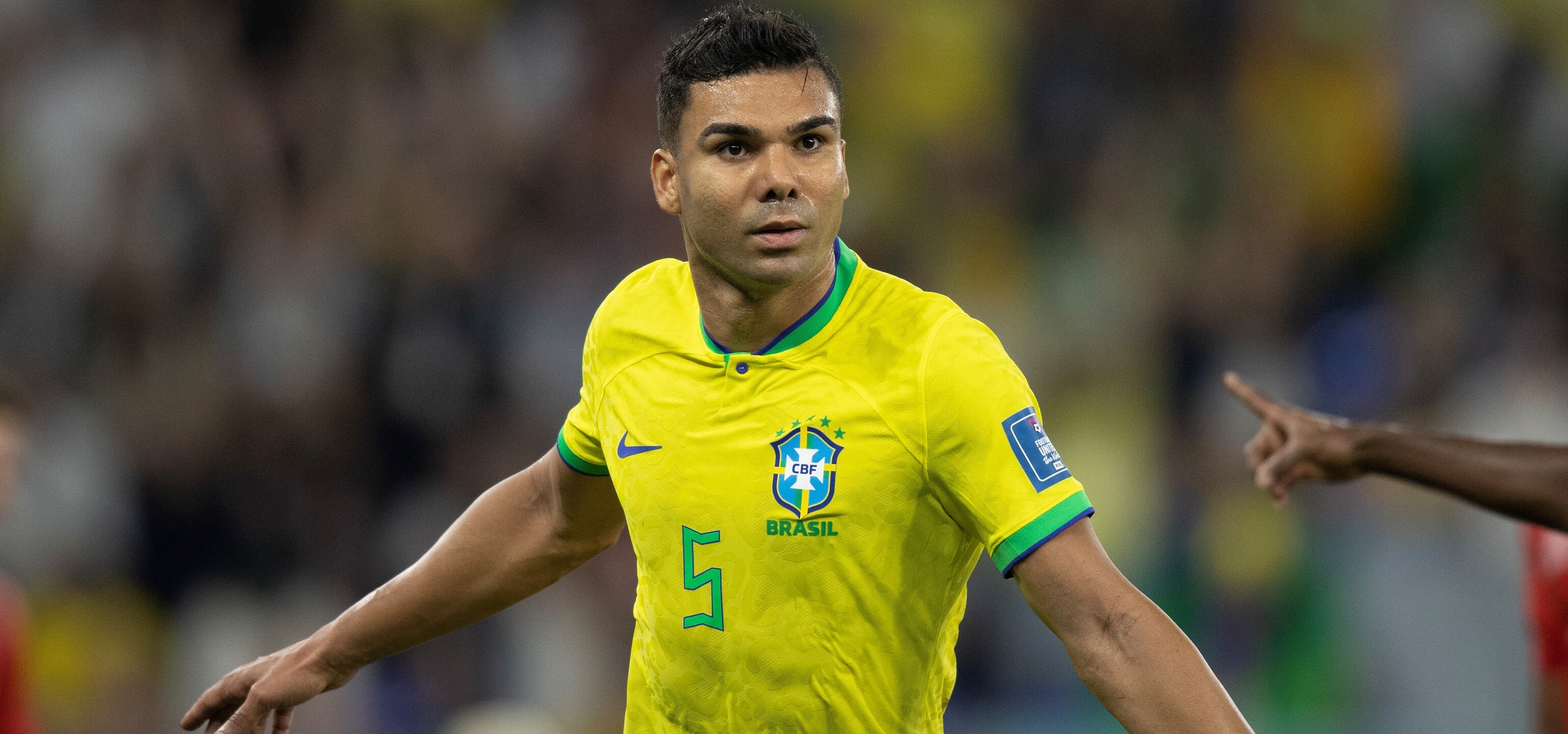 Casemiro admite que Brasil chega sem favoritismo à Copa: "Sabemos que há seleções na frente"